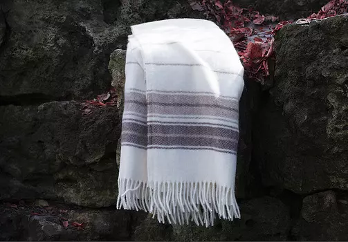 Пледы и покрывала William Roberts