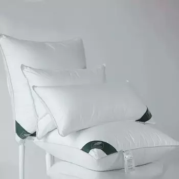 Подушки ANNA FLAUM