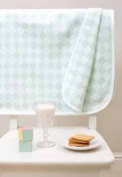 Покрывала, подушки, одеяла для малышей Luxberry