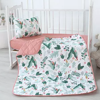 Покрывала, подушки, одеяла Традиция