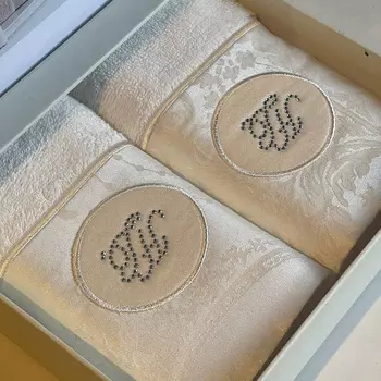 Полотенца Tivolyo home