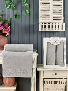 Полотенца Two Dolphins