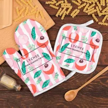 Рукавицы, прихватки, фартуки Доляна