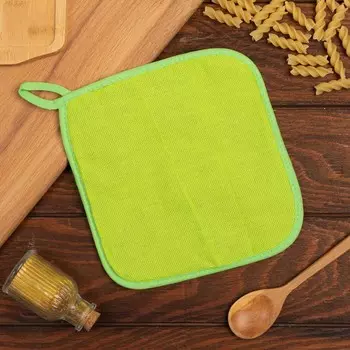 Рукавицы, прихватки, фартуки Доляна