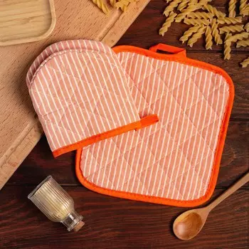 Рукавицы, прихватки, фартуки Доляна