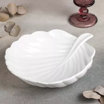 Салатник Бланш. Лист (25х20х6 см)