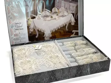 Скатерти и салфетки KARVEN