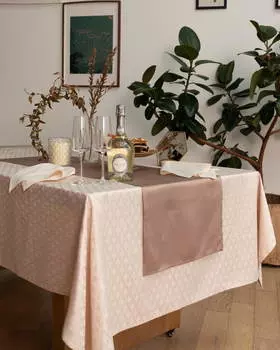 Скатерти и салфетки Sofi De MarkO