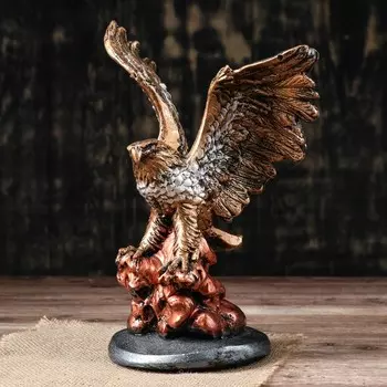 Статуэтка Орел в ассортименте (11х17х24 см)