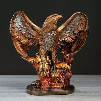Статуэтка Орел в ассортименте (38х28х41 см)