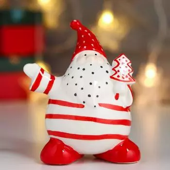 Сувенир Дед Мороз (9х7х11 см)