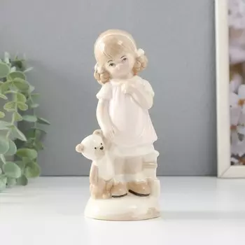 Сувенир Девочка в белом платьице с мягким медведем (7х8х17 см)