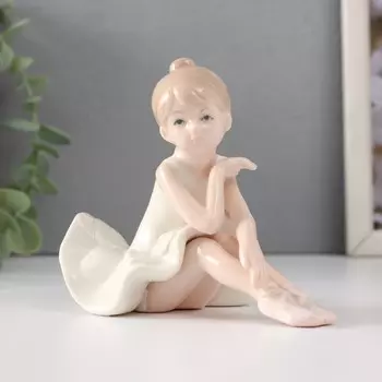 Сувенир Юная балерина после репетиции (9х13х10 см)