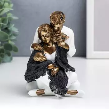 Сувенир Папа, мама и ребенок (14х9х13 см)