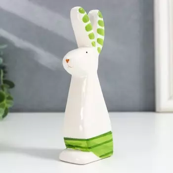 Сувенир Синьор зайчик в зелёных штанишках (6х4х13 см)