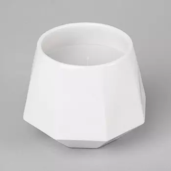 Свеча (10х10х8 см)