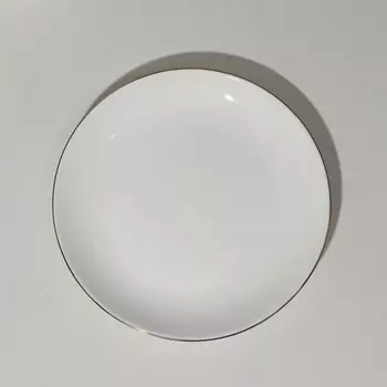 Тарелка Золотая линия (18 см)