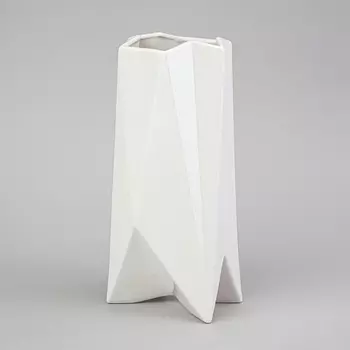 Ваза (11х8х24 см)