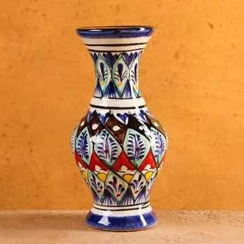 Ваза в ассортименте (8х8х16 см)