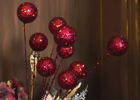 Веточка с Шариками Цвет: Красный (48 см)