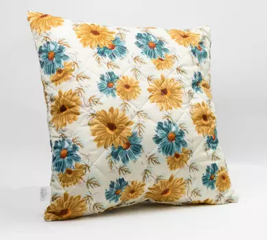 Подушка "Синтепон Разноцветный" р. 68х68