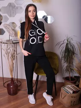 Жен. костюм "арт. 17-0045 Черный" р. 60