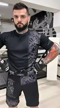 Футболка Сильные духом Варяги