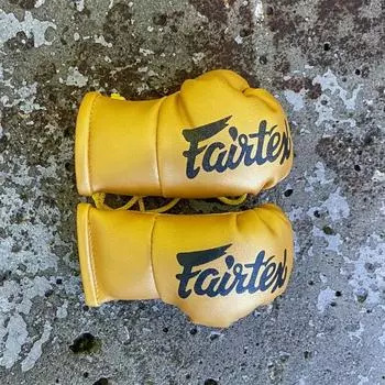 Перчатки боксерские сувенирные Gold