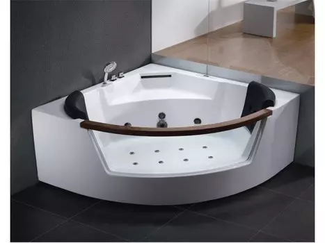 Акриловая ванна Eago