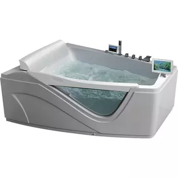 Акриловая ванна Gemy