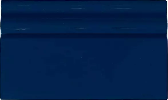 Керамический плинтус Petracers