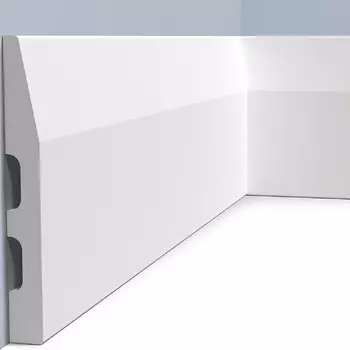 Плинтус HIWOOD