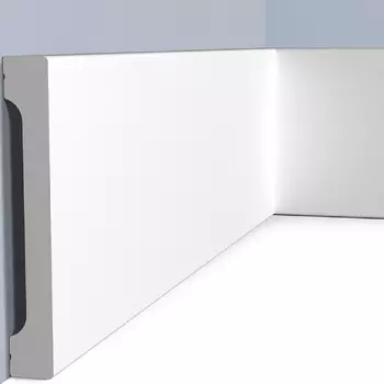 Плинтус HIWOOD