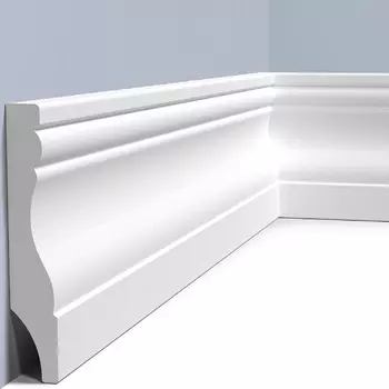 Плинтус HIWOOD