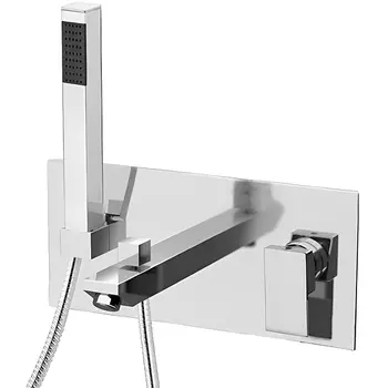 Смеситель для ванны Remer