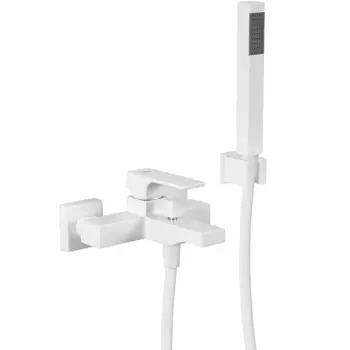 Смеситель для ванны Remer