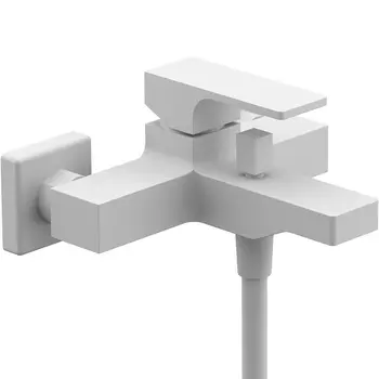 Смеситель для ванны Remer