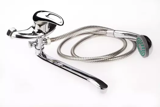 Смеситель для ванны Сантаком