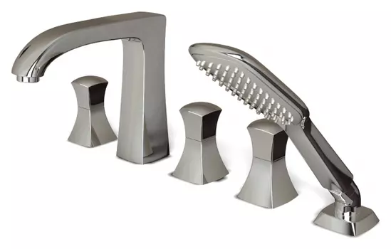 Смеситель на борт ванны Bravat