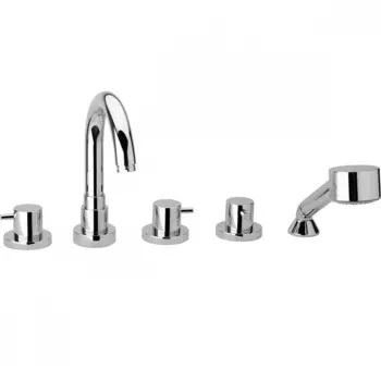 Смеситель на борт ванны Paini