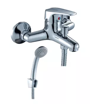 Смеситель для ванны Rossinka