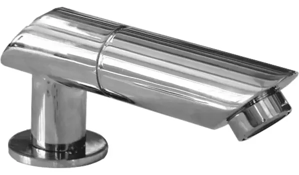 Излив Radomir Нельсон