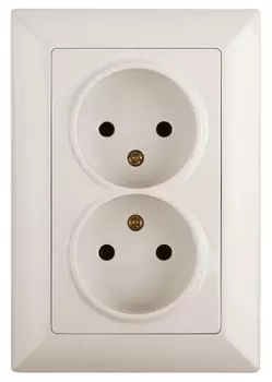 Розетка двойная ЭРА Intro Solo 2х2P 16A 250V слоновая кость 4-204-02 Б0043327