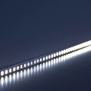 Светодиодная лента Feron 6W/m 60LED/m 2835SMD холодный белый 5M LS500 41526 /41526