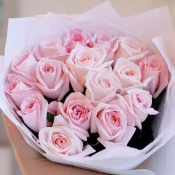 15 розовых одноголовых пионовидных роз 40 см Pink O'Hara