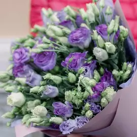 15 фиолетовых лизиантусов