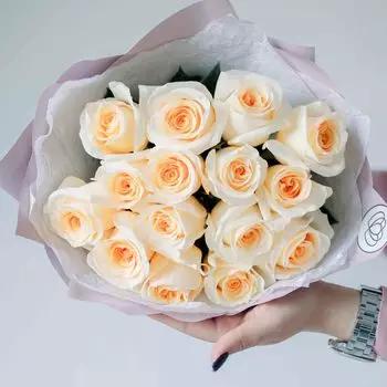 15 кремовых роз Creme de la Creme 50 см
