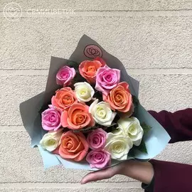 15 роз микс 50 см