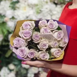 15 сиреневых с фисташковой каймой роз 40 см Premium