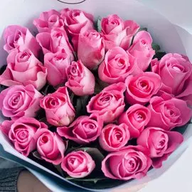 25 розовых роз (Кенийская) 40 см Standart